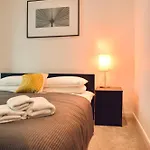 2 Bedroom Discovery Dock
